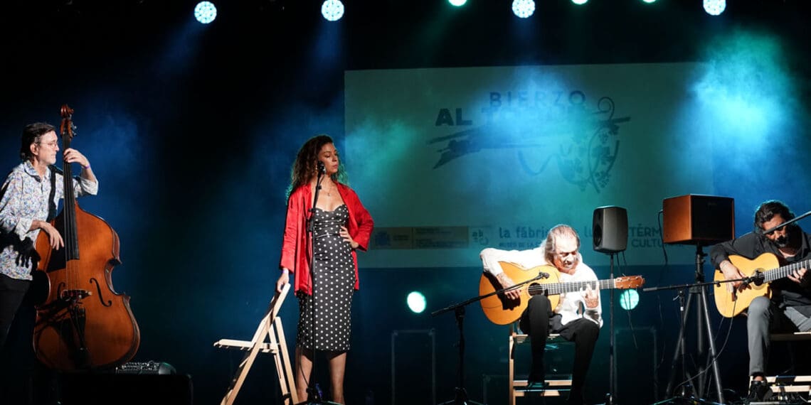 La capital del Bierzo se convierte por unos días en el epicentro del flamenco