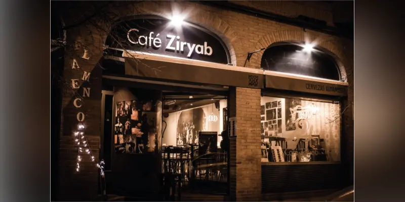 Entrada del Tablao Flamenco Cafe Ziryab