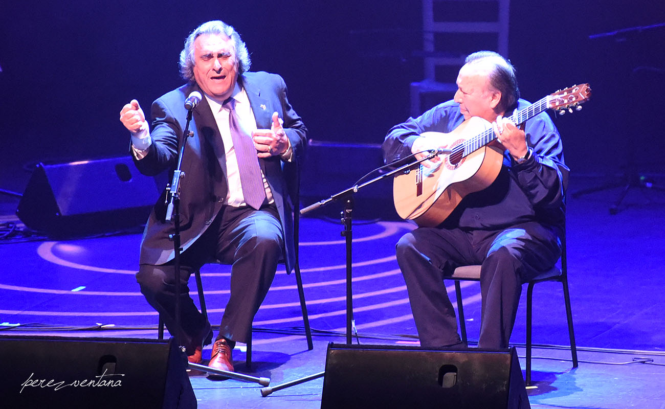 José de la Tomasa y Paco Cepero. Homenaje a El Lebrijano, 'Un gitano universal'. Cartuja Center Cite. Foto: Quico Pérez-Ventana