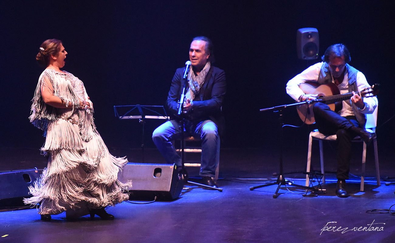 Pastora Galván, Pepe de Lucía y Pedro María Peña. Homenaje a El Lebrijano, 'Un gitano universal'. Cartuja Center Cite. Foto: Quico Pérez-Ventana