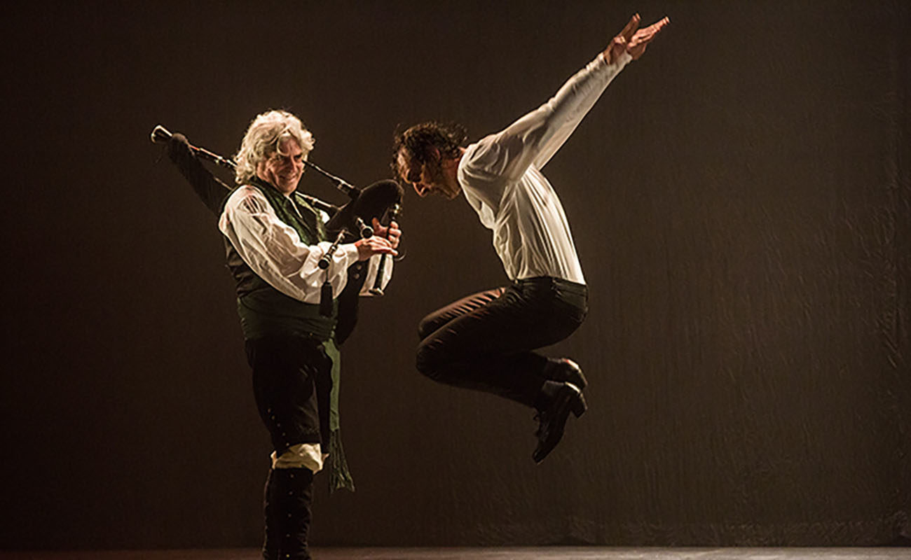 'Horas contigo', de Rubén Olmo. Festival de Jerez. Foto: Javier Fergo.