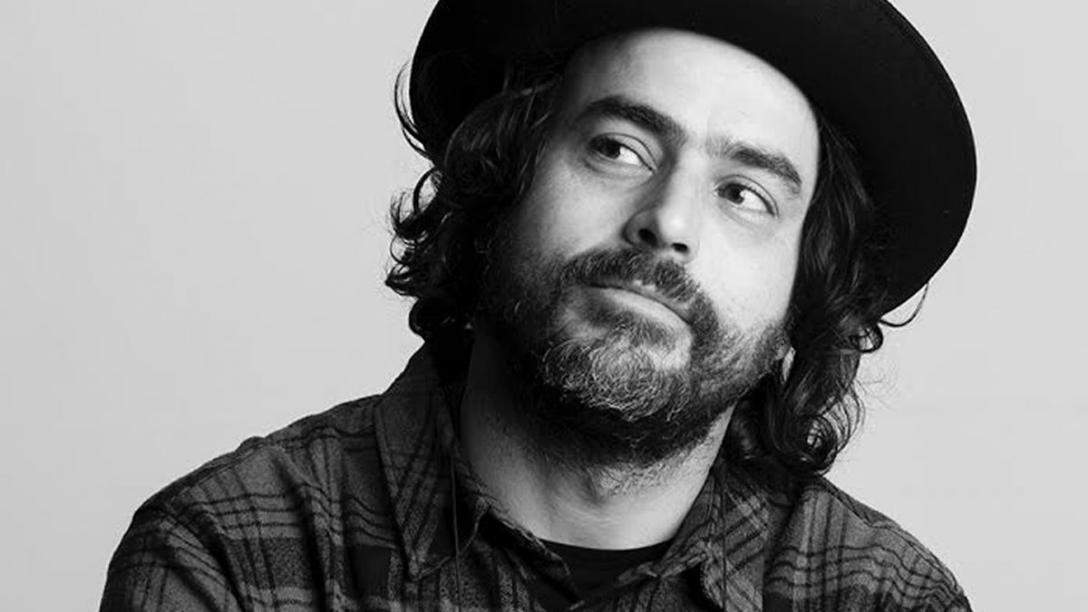 El dibujante ilustrador Sete González, autor de 'Camarón, la leyenda del genio'. Foto: Lunwerg Editores