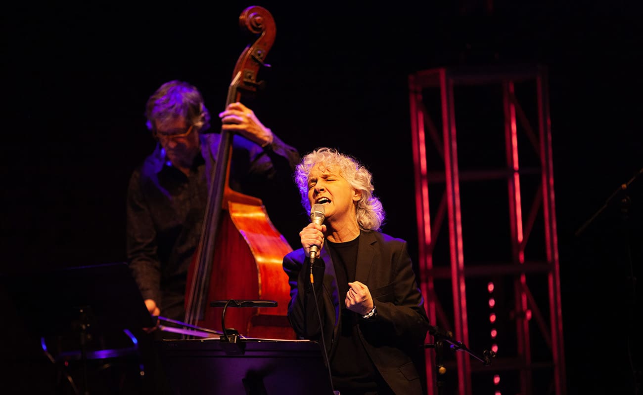 Mayte Martín recorre su memoria emocional en ‘Tatuajes’