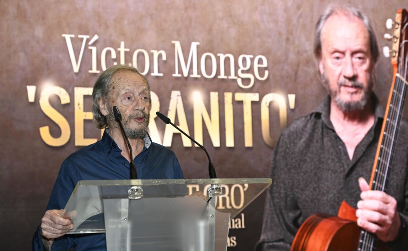 Serranito recibe la Placa de Oro del Festival Cante de las Minas