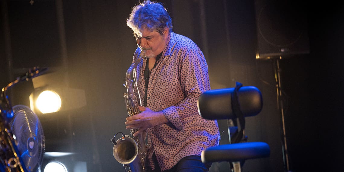 Gautama del Campo y un arma secreta llamada Caraoscura