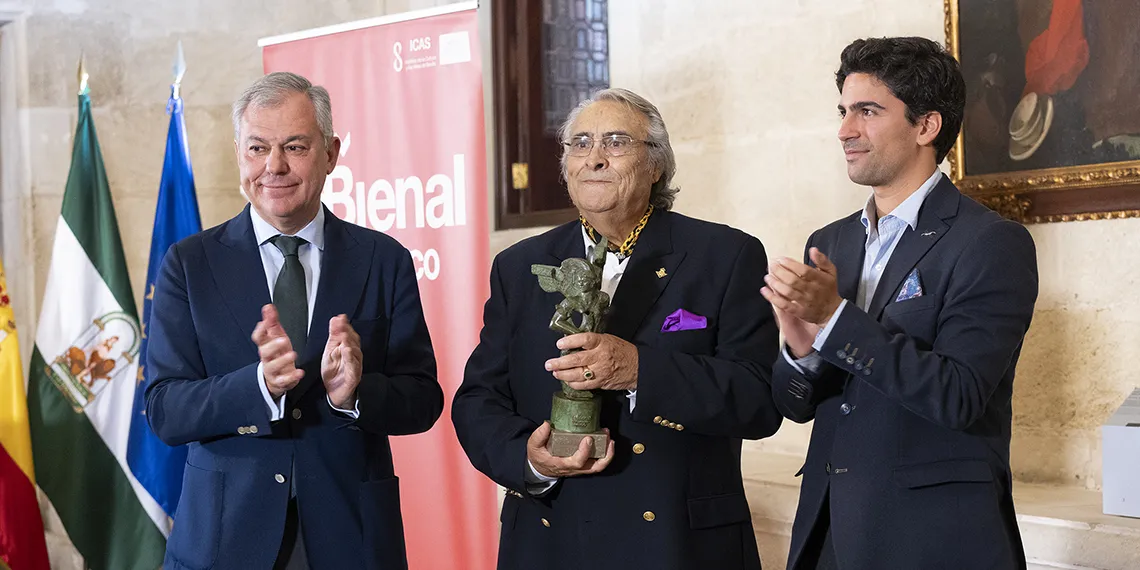José de la Tomasa recibió el II Giraldillo Internacional de Flamenco
