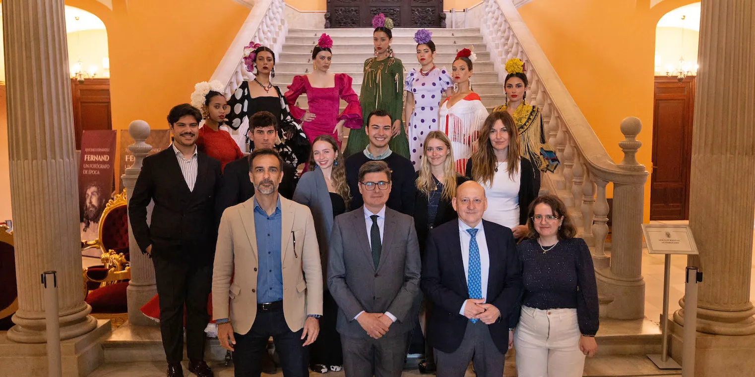 Presentación en el Ayuntamiento de Sevilla de la pasarela de moda flamenca Flamentex. Foto: Ayto Sevilla