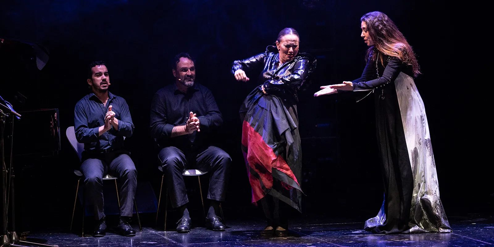 'Los Magníficos', de Sandra Carrasco, Carmen La Talegona, Andrés Barrios y David de Arahal. IV Festival Flamenco de Mérida. Teatro María Luisa, Mérida. 18 oct 2025. Foto: José Manuel Moreno Quirós