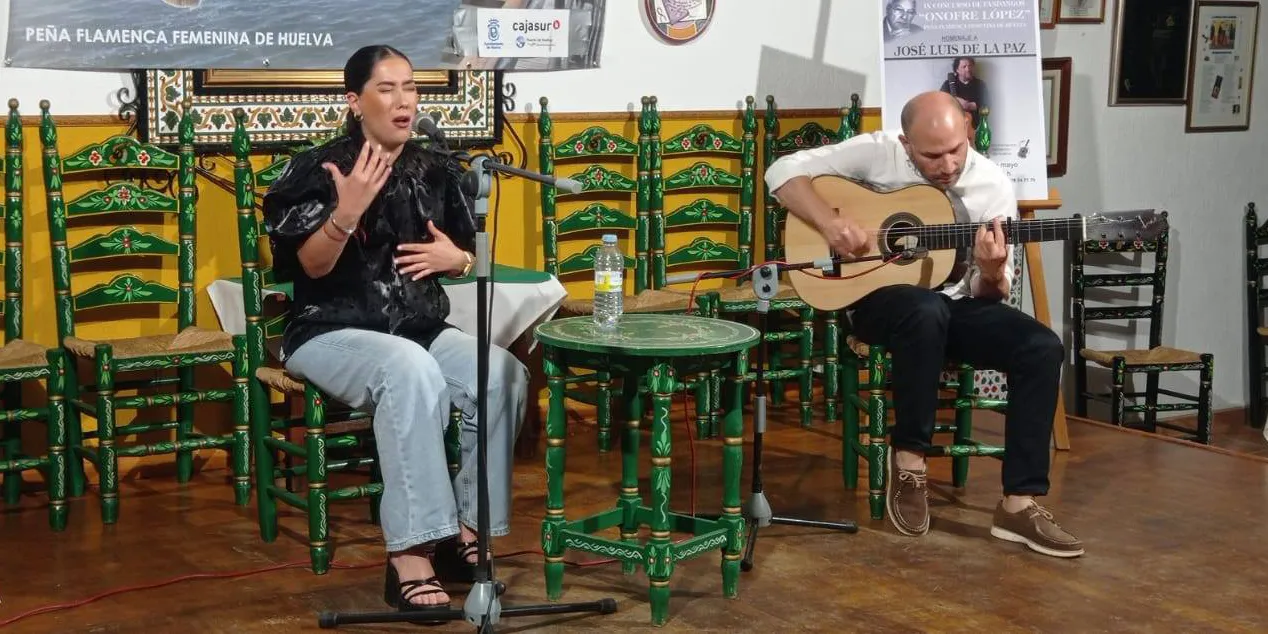 Una actuación en la Peña Flamenca Femenina de Huelva. Foto: FB Peña Femenina