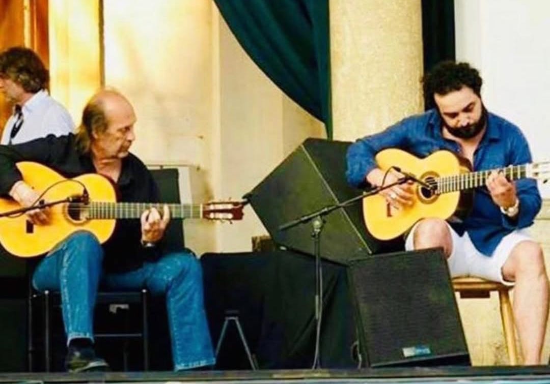 Israel Suárez 'Piraña', con Paco de Lucía. Foto cedida por Piraña.