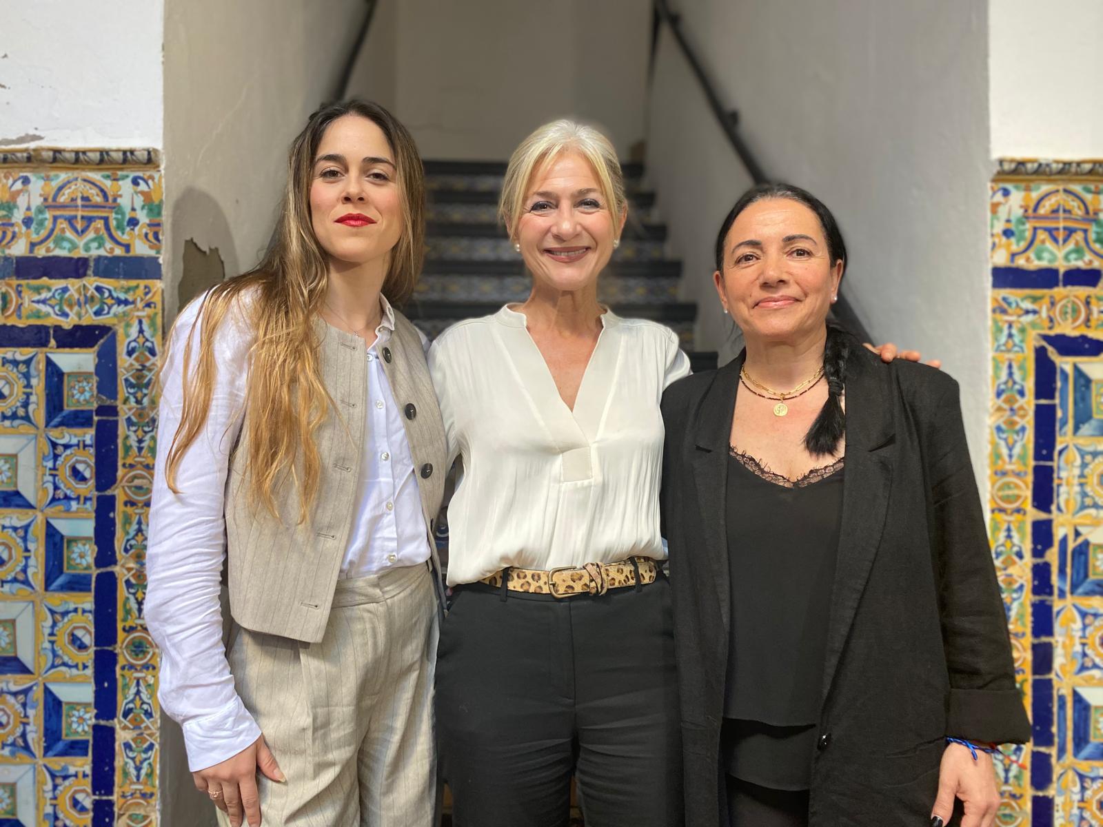 Patricia Guerrero, Patricia del Pozo y Eva Yerbabuena. Acto de presentación de la Cátedra de Flamenco de la Olavide en el Instituto Andaluz del Flamenco. Foto: IAF