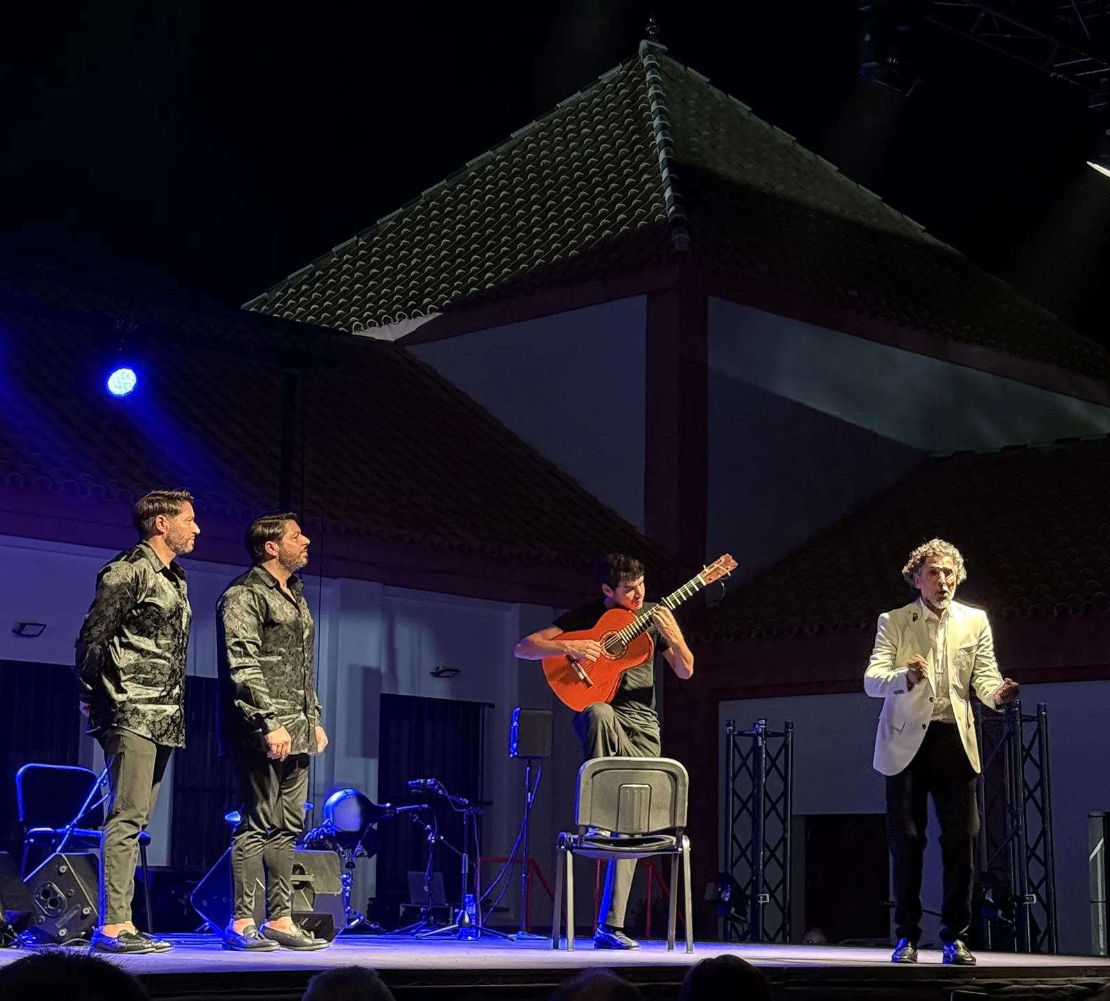 Arcángel, Benito Bernal y Los Mellis de Huelva. XLII Festival de Cante Flamenco El Búcaro.Hacienda Santa Cruz, San José de la Rinconada (Sevilla). 19 sep 2025. Foto: Carmen Arjona