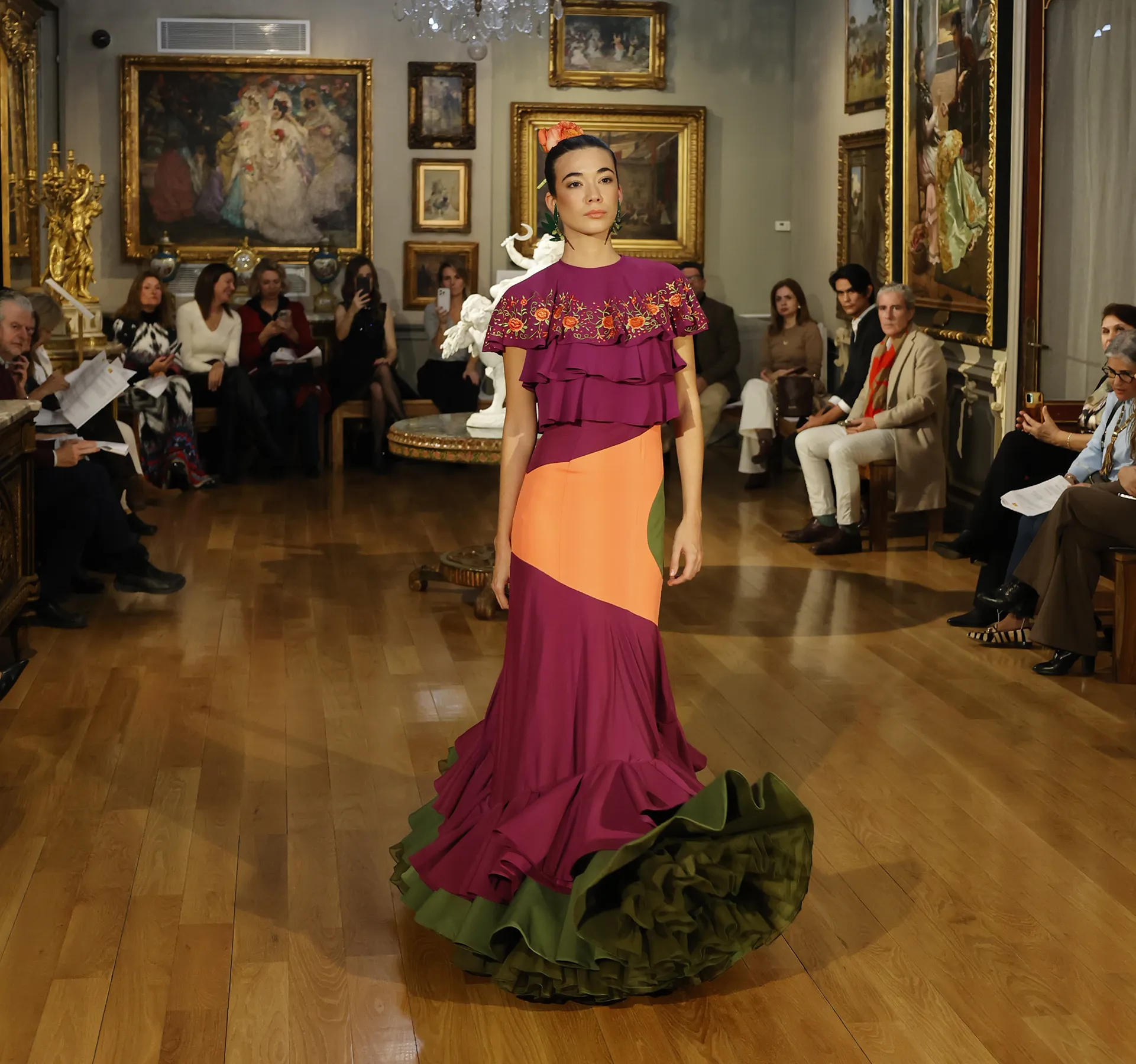 Desfile de moda flamenca Uniqo Qlamenco. Casa Fabiola, Sevilla. 9 dic 2025. Foto: Chema Soler