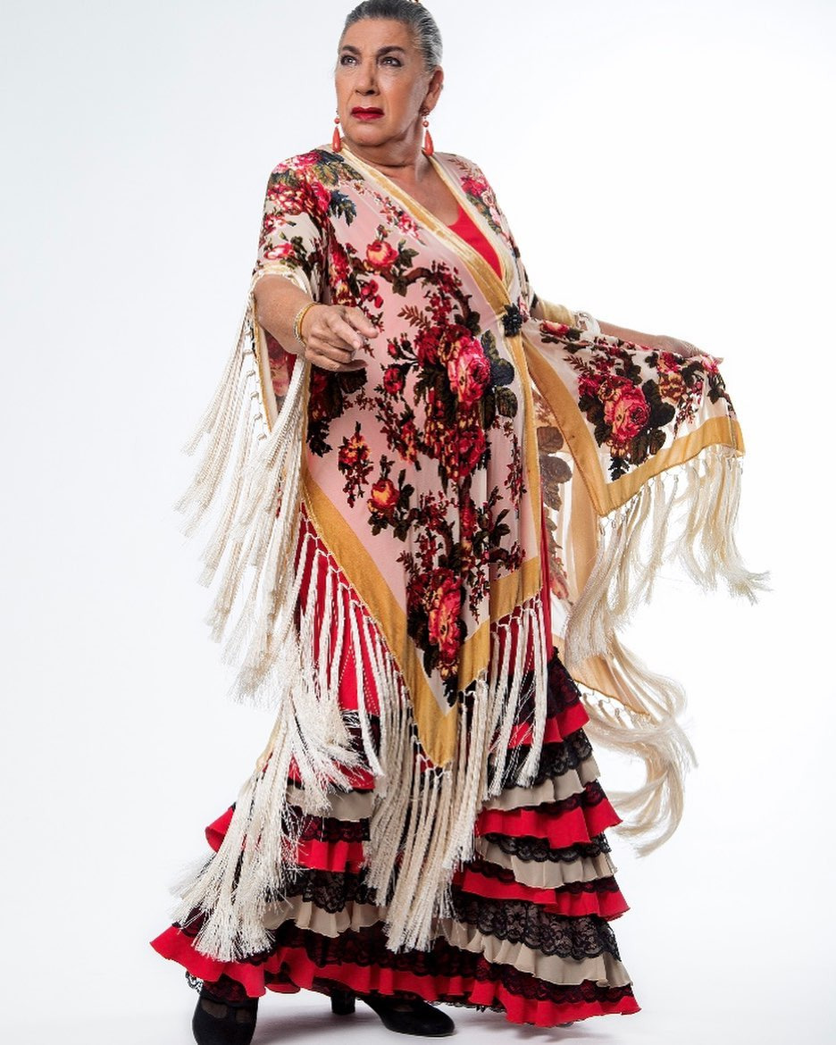 Tía Juana la del Pipa, vestida por Teresa Torres para la exposición 'Poderío'. Foto: RRSS T.T.