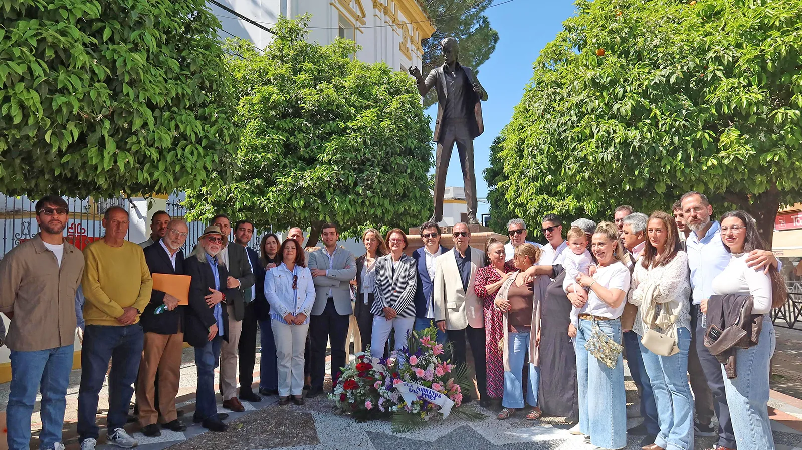 Inauguración de la estatua de Bambino. Foto: Ayto Utrera