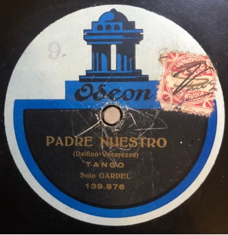 Tango compuesto por Enrique Delfino y Alberto Vaccarezza y grabado por Carlos Gardel en 1923. Manolito de María hizo una personalísima adaptación por bulerías.