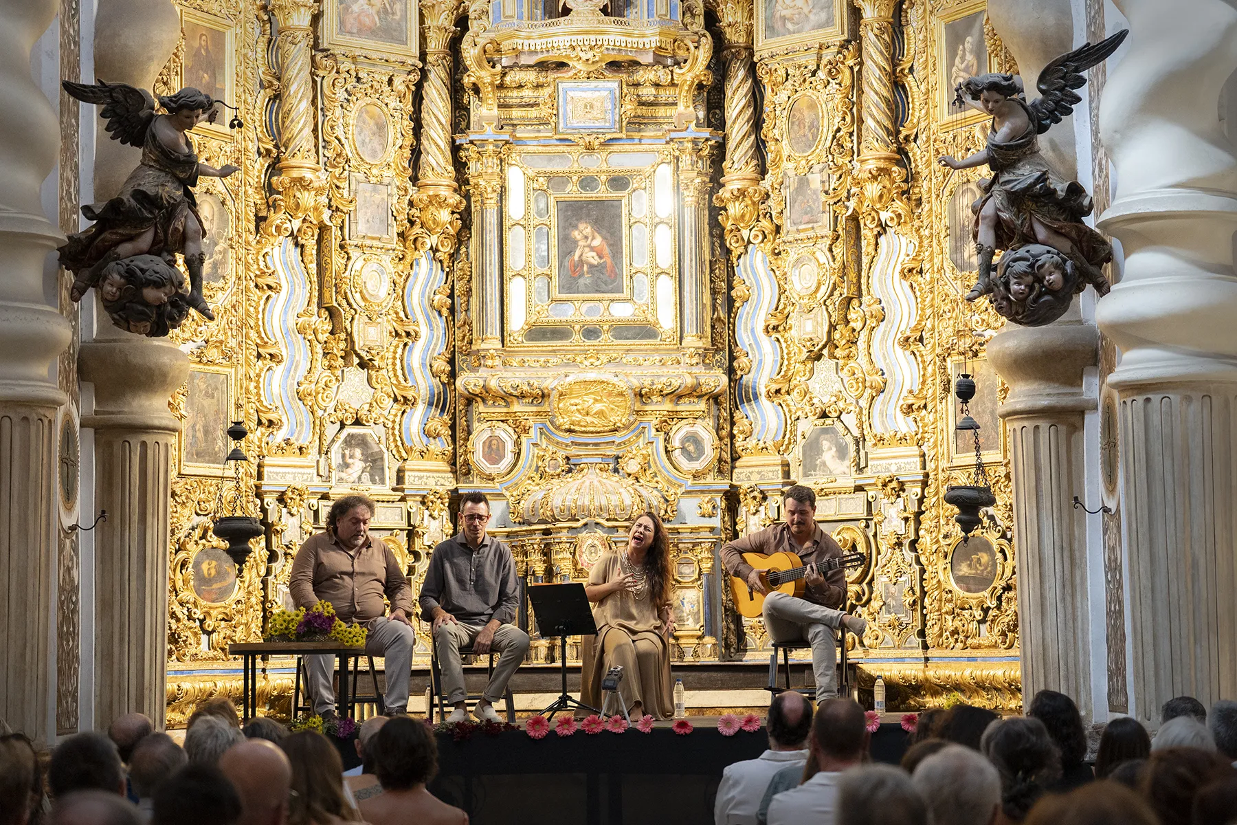 'Camino de flores', de Encarna Anillo. XXIV Bienal de Sevilla. Iglesia de San Luis de los Franceses. 27 sep 2026. Foto: Archivo fotográfico Bienal @Laura León