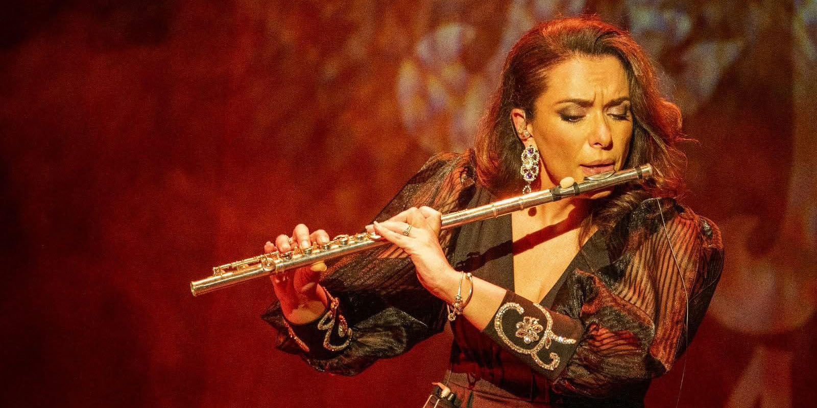 La flautista Ostalinda Suárez. Foto: Cante Las Minas