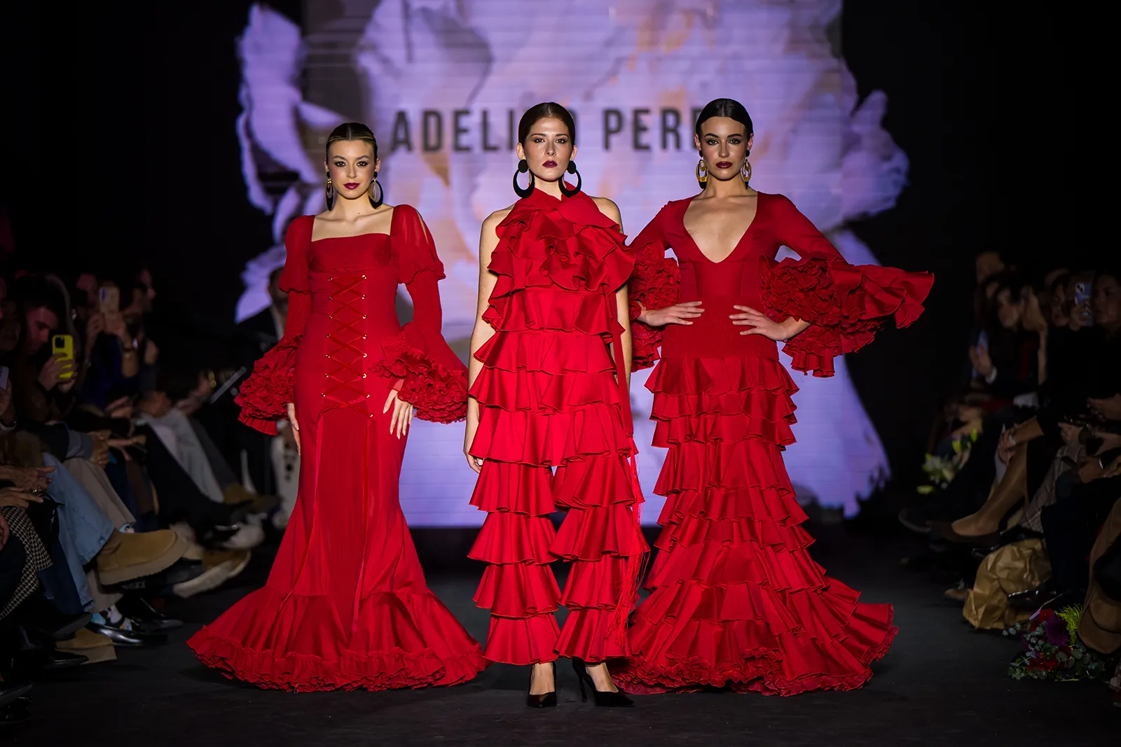 Diseños de la Cátedra Flamentex en la pasarela We Love Flamenco. Foto: Escuela Superior Sevilla De Moda ESSDM