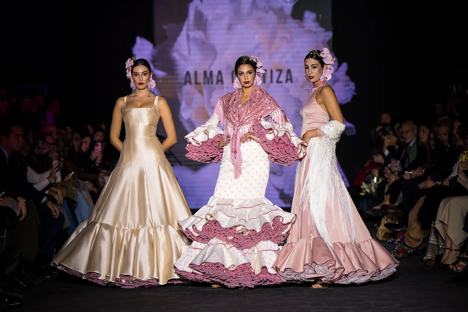 Diseños de la Cátedra Flamentex en la pasarela We Love Flamenco. Foto: Escuela Superior Sevilla De Moda ESSDM