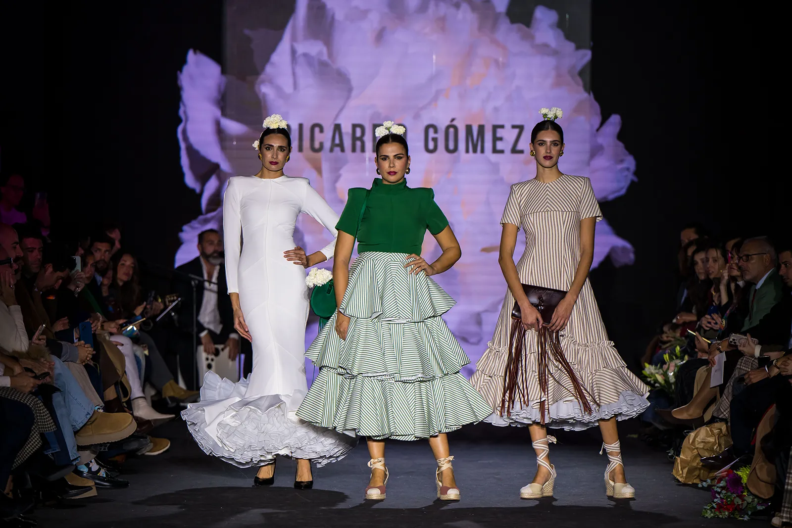 Diseños de la Cátedra Flamentex en la pasarela We Love Flamenco. Foto: Escuela Superior Sevilla De Moda ESSDM