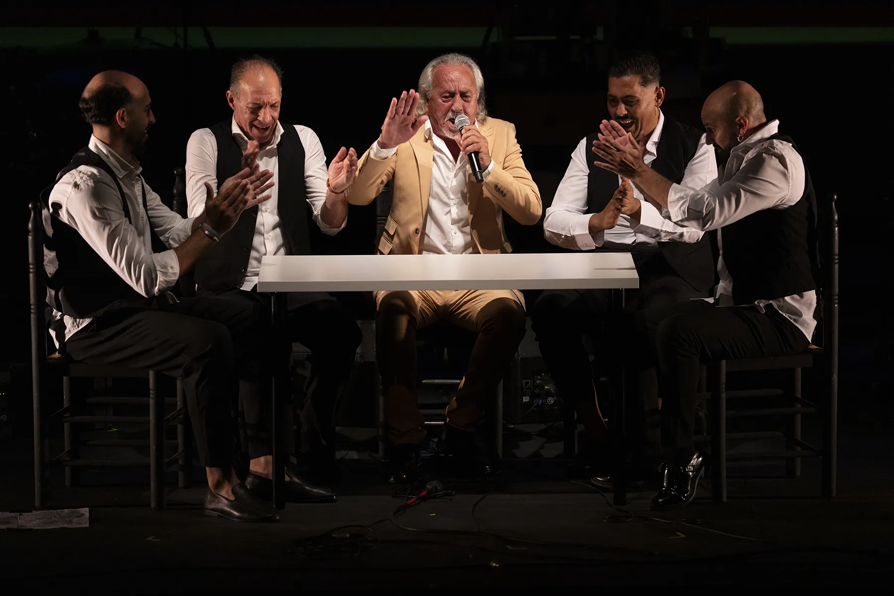 'Los flamencos no van a la barbería', de José de los Camarones y Capullo de Jerez. XXIV Bienal de Flamenco de Sevilla. Teatro Alameda. 30 sep 2026. Foto: Archivo fotográfico Bienal @Laura León