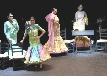 Desfile Benéfico Moda Flamenca de la Asociación ACAYE