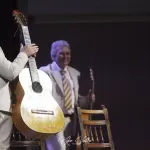 Con su nieto Francisco. Antonio Carrión, 50 años de escenario Ateneo de Madrid Ciclo de Conciertos Manuel de Falla 13 de abril de 2025