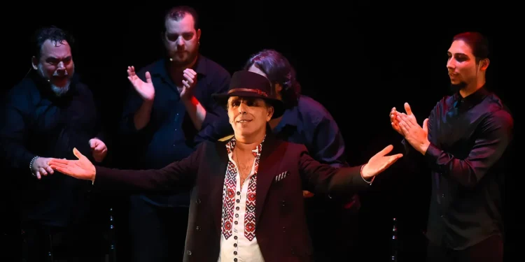 'Bailaores', de David Paniagua, Pepe Torres, Barullo y El Yiyo. IX Bienal de Arte Flamenco de Málaga. Auditorio Edgar Neville, Málaga 26 de junio de 2025. Foto: Bienal