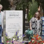 Inauguración del Rincón Bambino. Cementerio de Utrera, Sevilla. Foto: Kiko Valle