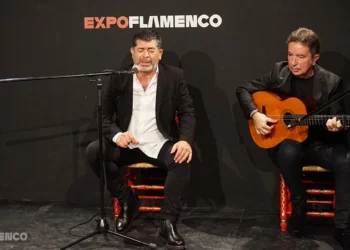 Imagen de archivo de Tomás de Perrate con Alfredo Lagos en el Espacio expoflamenco de Jerez.