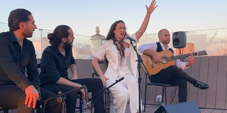 Rocío Luna y su grupo. Estival Flamenco, Cajasol Cádiz. Julio 2025. Foto: Juan Garrido