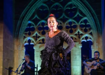 Saray García. Viernes Flamencos de Jerez 2025. Peña Flamenca La Bulería. Foto: Esteban Abión