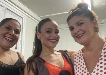 Pilar La Gineta, Macarena Ramírez y Anabel Rivera. Fiesta de la Parpuja. Plaza Mayor, Chiclana (Cádiz). 12 sep 2025. Foto: Juan Garrido