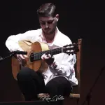 José Quevedo. Semifinal del Circuito Andaluz de Jóvenes Flamencos. LXIV Festival de Cante Jondo Antonio Mairena. Mairena del Alcor, Sevilla. 2 sep 2025. Foto: Kiko Valle