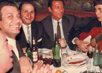 Pepe de la Isla, Mario Escudero, Pedro Cortés, Rafael el Negro y Paco de Lucía en Nueva York, 1965. Foto: Paco Ortiz