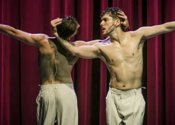 'Deuteronomio 5:8-19', de Alberto Sellés & Iván Orellana. Ciclo Flamenco Aparte. Teatro de la Fundación Cajasol, Sevilla. 11 de mayo de 2026. Foto: Luis Castilla