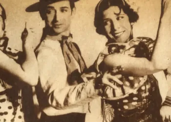 «La esencia del baile español representa este trío formado por Pilar López, Antonio de Triana y La Argentinita, que en breve se presentarán en el teatro de Bellas Artes».